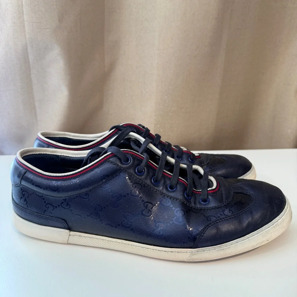 Gucci Mens GG Monogram Navy Blue Leather Low Top Sneakers 233321 Size 10G